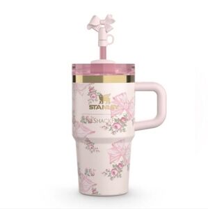 The Stanley X LoveShackFancy Holiday Quencher | 20 OZ